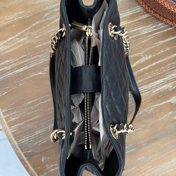 Michael Kors Black Leather Quilted tote - Picture 9 of 16